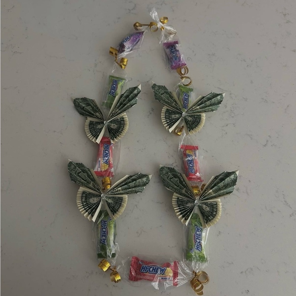 Hi chew money  lei for graduation